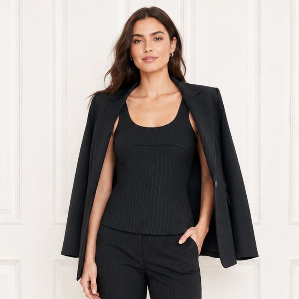 NWT Tahari 2-Piece Pinstripe Black Blazer & Sleeveless Top Set